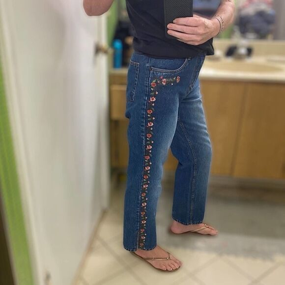 Vintage Bill Blass Flower Embroidered High Rise Blue Jeans Size 8 Petite - Picture 10 of 11